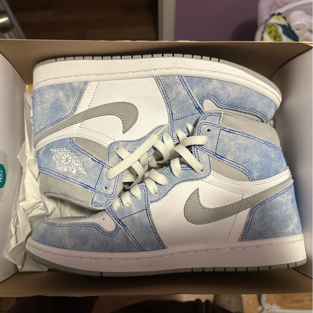 Nike Air Jordan 1 Retro High OG Box